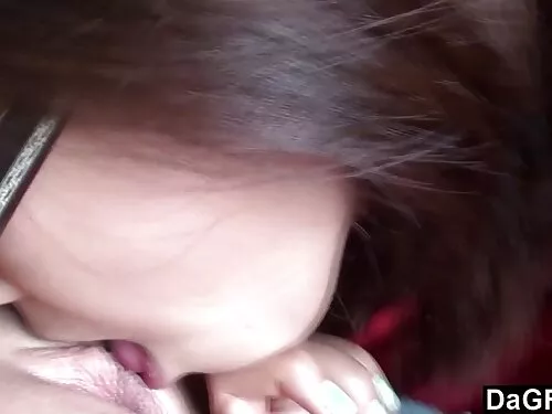 பையன் தனது காதலியை ஏ ...