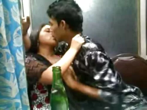 அதிர்ஷ்டசாலி இளைஞன்  ...