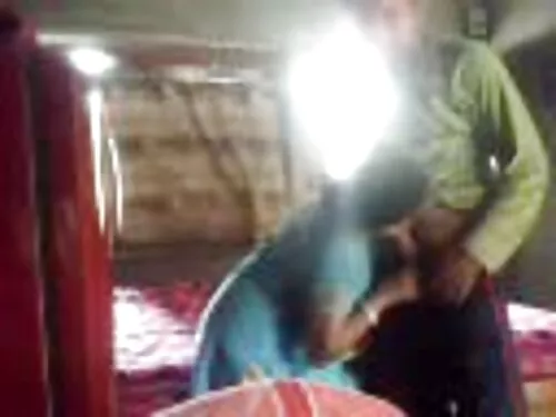 சிற்றின்ப மசாஜ் நேரத ...